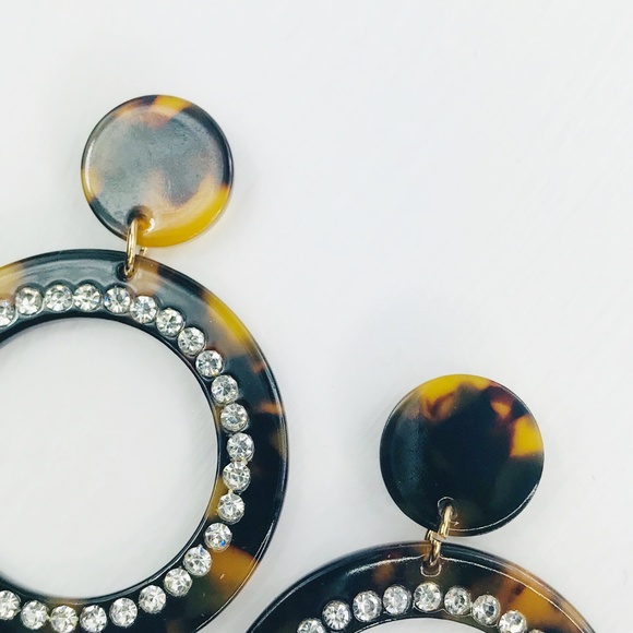 Tortoise Crystal Drop Hoop Earrings - Picture 7 of 8